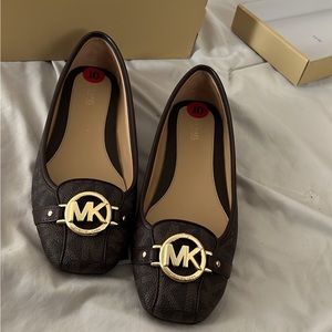 Michael Kors size 10